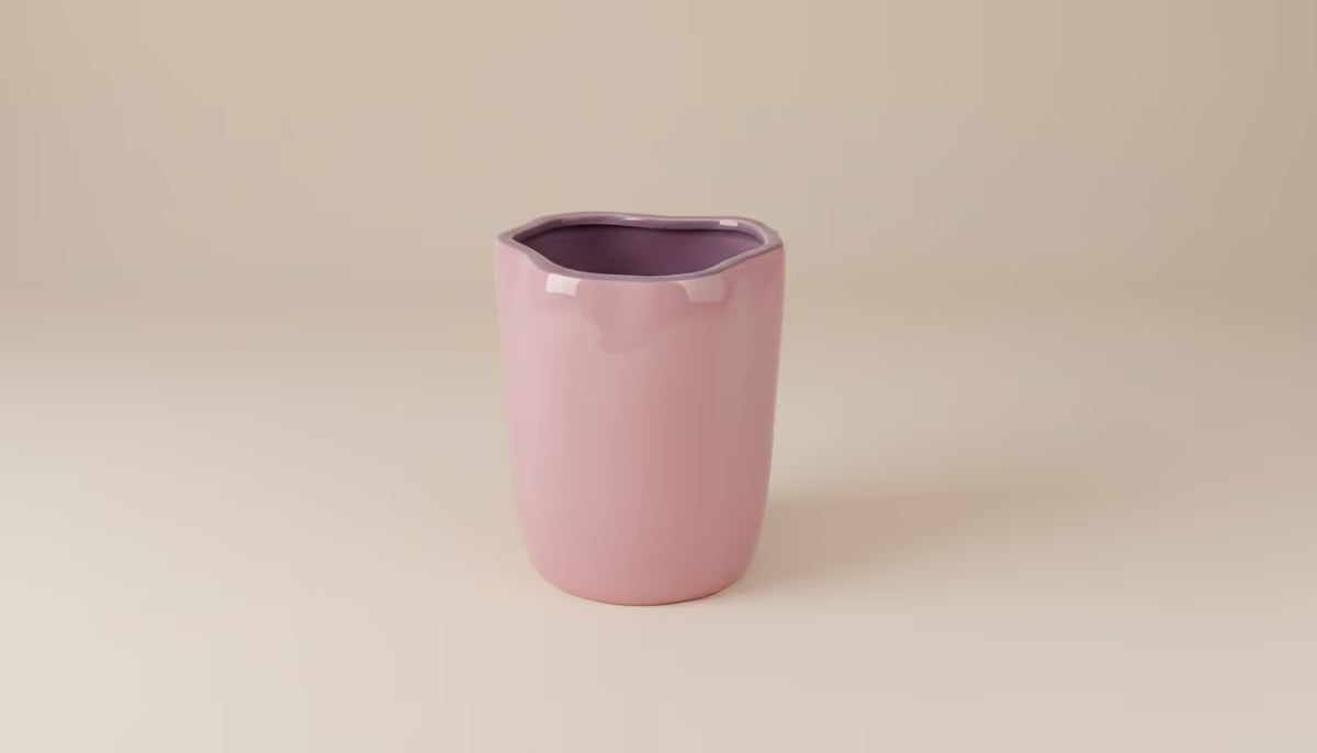 Rosa Vase mit lila Rand